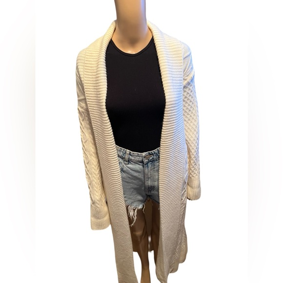 Stunning floor length cream cardigan - Picture 3 of 7